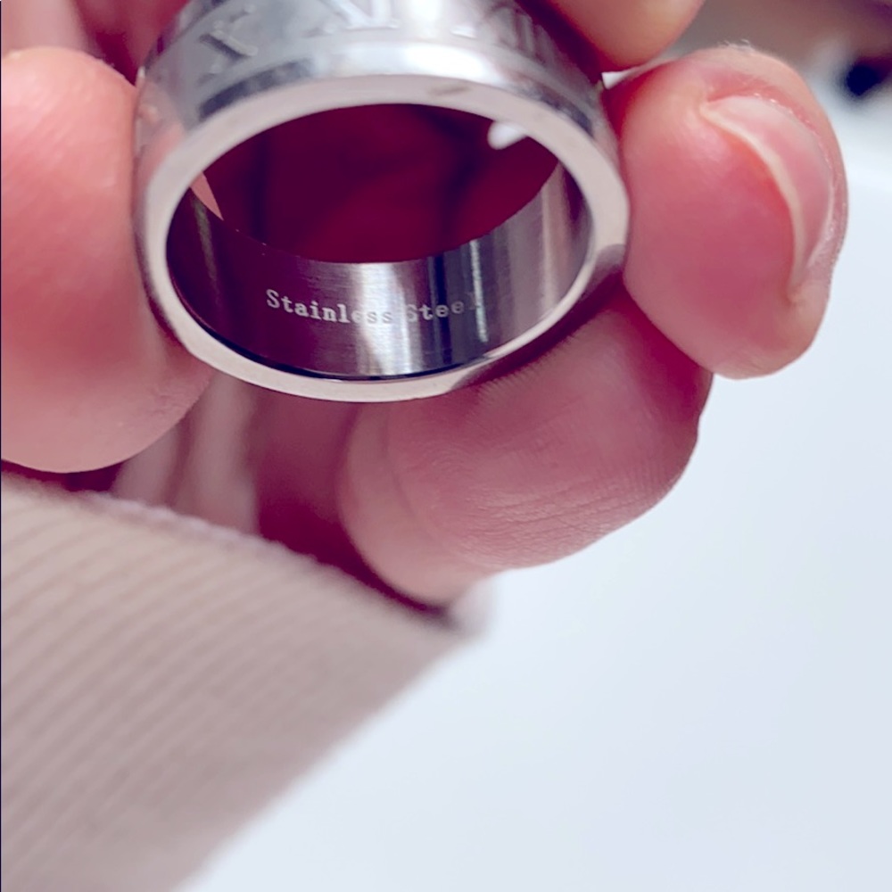 Atlas ring - Picture 3 of 3